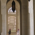 350_5055_Sultan-Qaboos-Moschee_Arkaden(gut).JPG