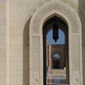 350_5084_Sultan-Qaboos-Moschee_verzierter_Tordurchgang.JPG
