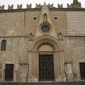 Basilica-Cattedrale di San Berardo, Portal-Fassade
