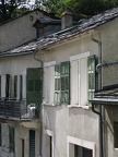 Rue des Châteaux, Hausfassaden