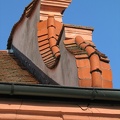 Altötting, Giebel-Detail am ehemaligen Franziskanerhaus