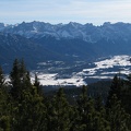 Blick vom Wallgauer Eck über das Isartal zum Karwendel